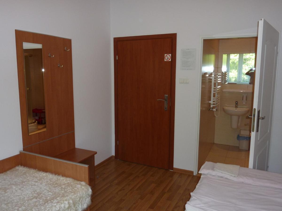Hotelik Na Zdrowiu Lodz  Room photo