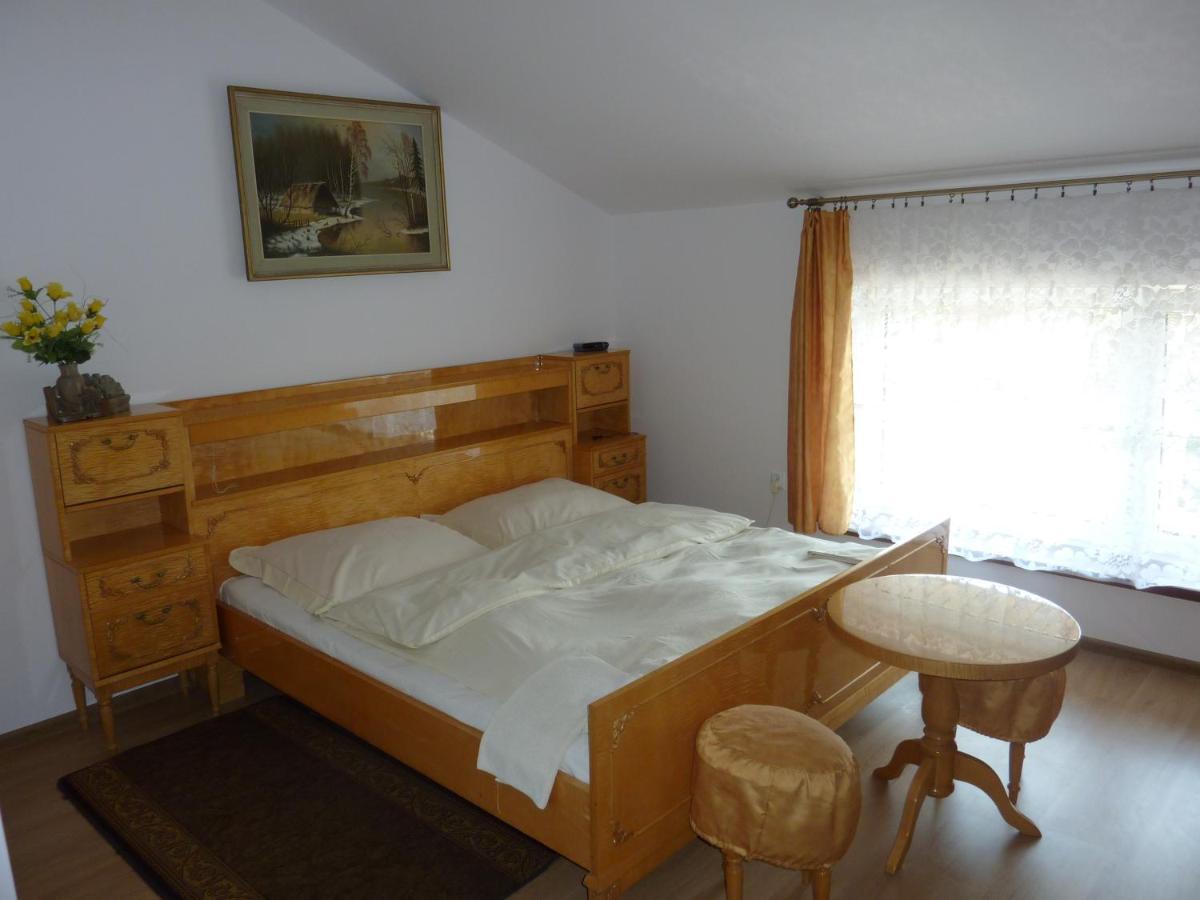 Hotelik Na Zdrowiu Lodz  Room photo